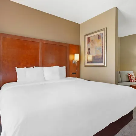 Comfort Suites Oxford I-20 Exit 188 Exterior photo