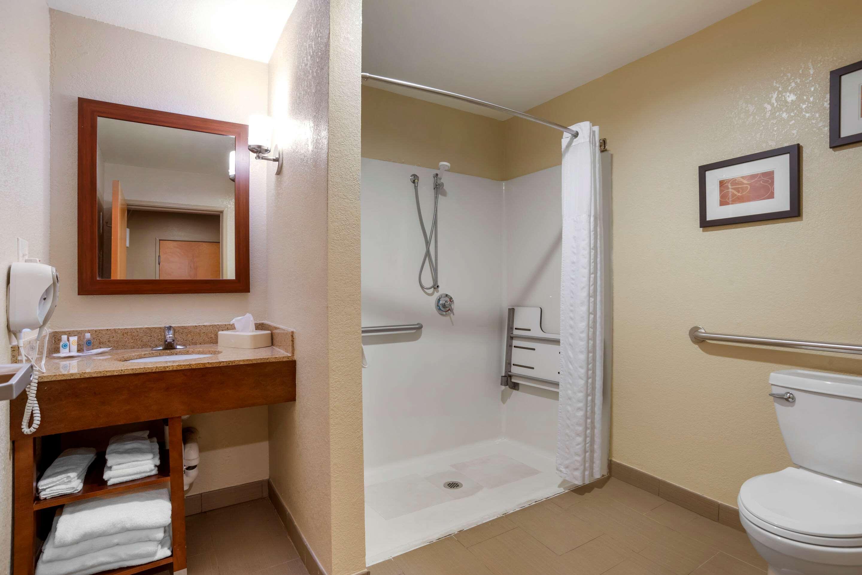 Comfort I-20 Exit 188 Hotel