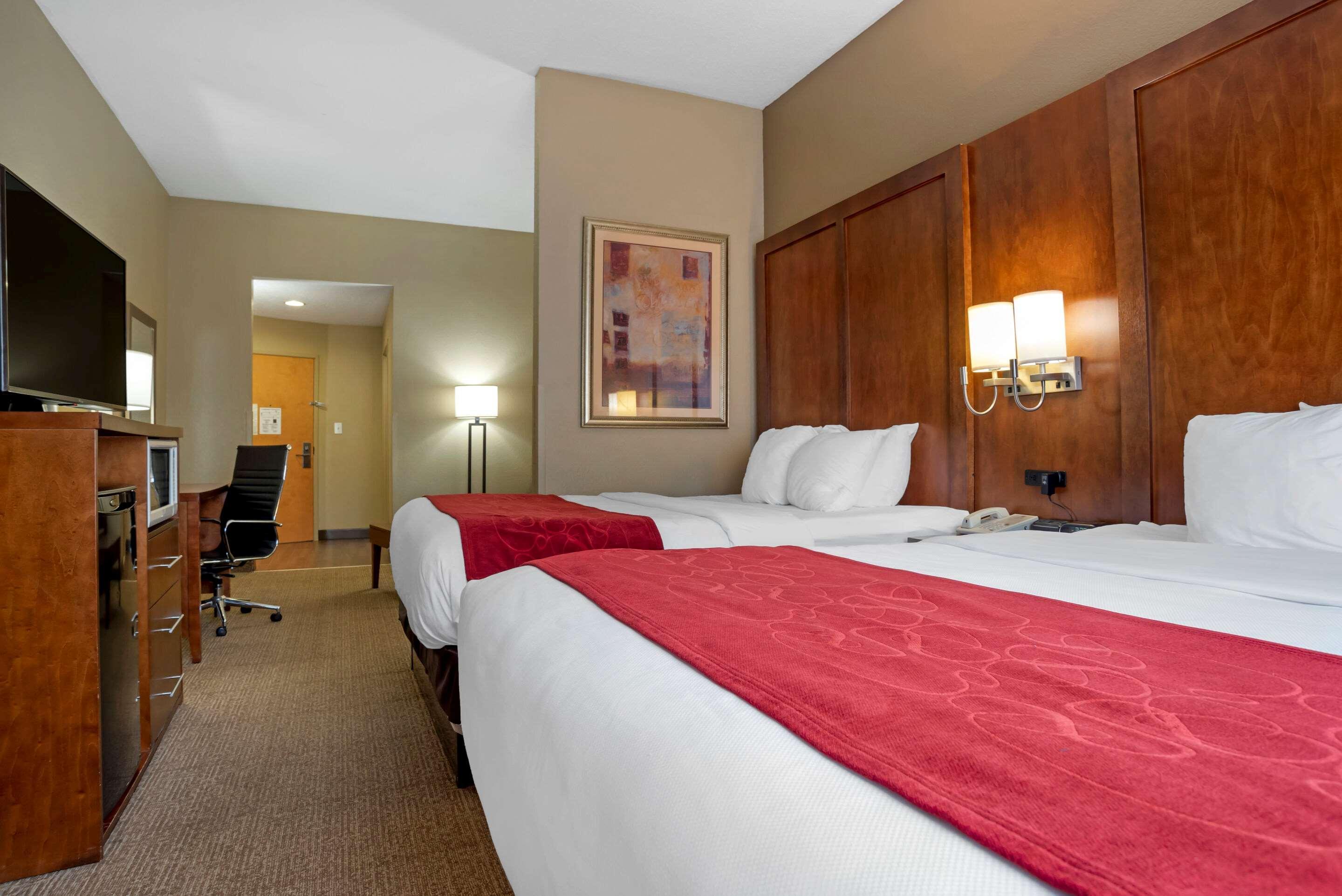 Hotel Comfort I-20 Exit 188 3*