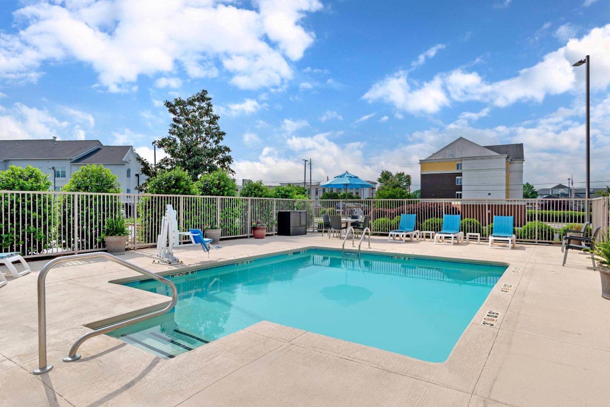 Hotel Comfort I-20 Exit 188 Oxford